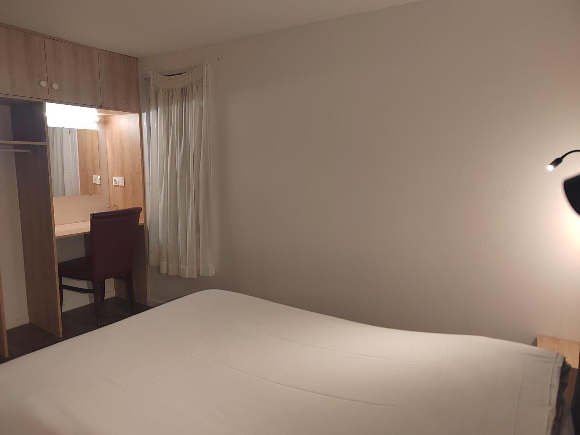 Fasthotel Paris Ouest Bouafle Exterior foto