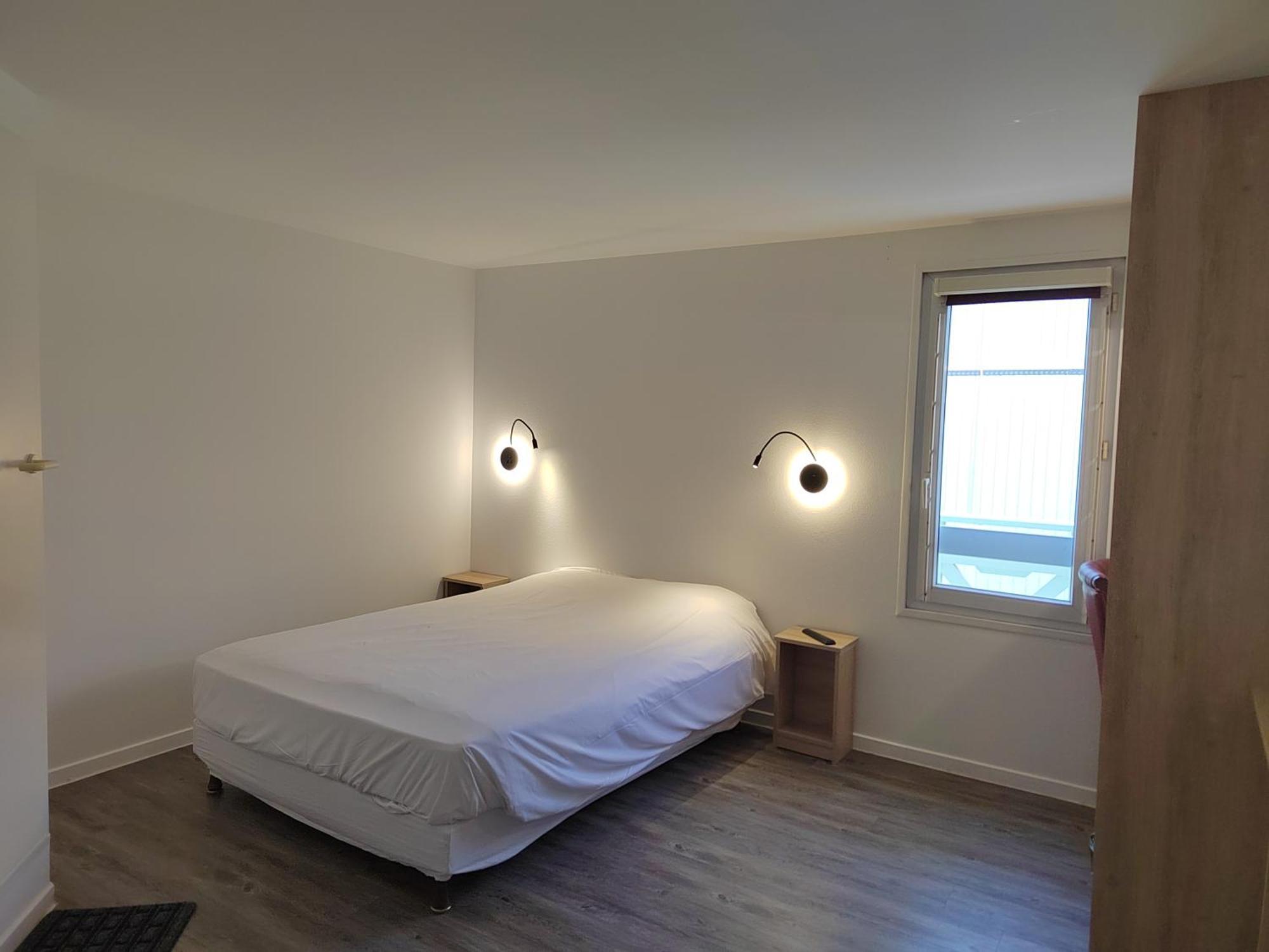 Fasthotel Paris Ouest Bouafle Exterior foto