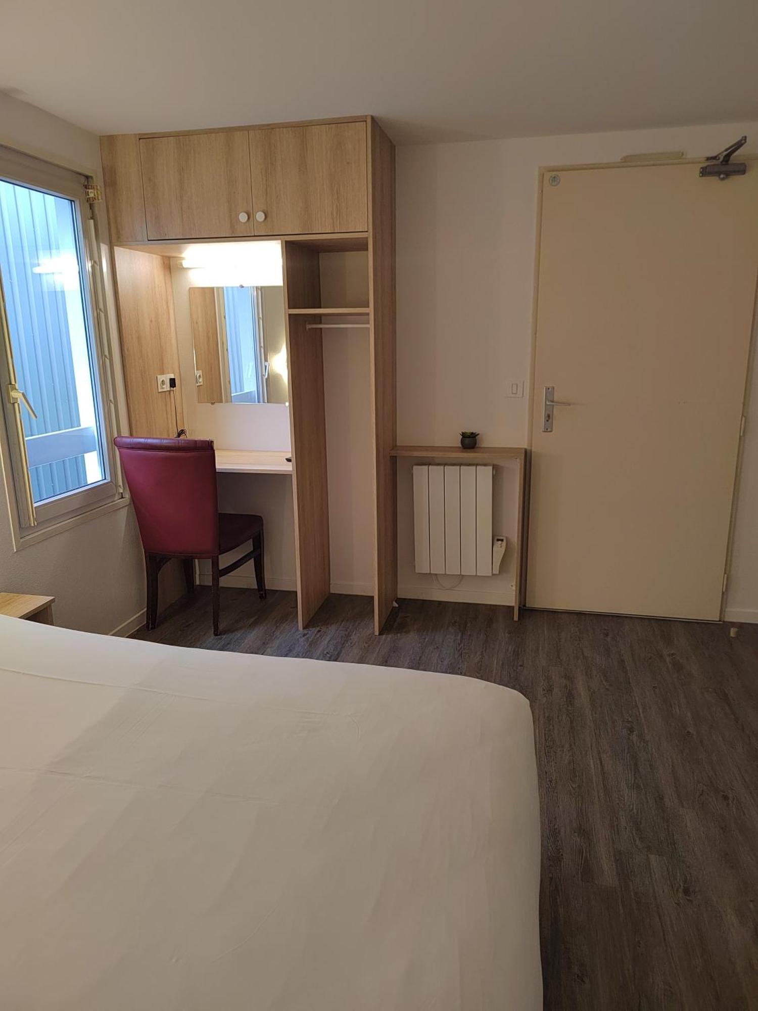 Fasthotel Paris Ouest Bouafle Exterior foto